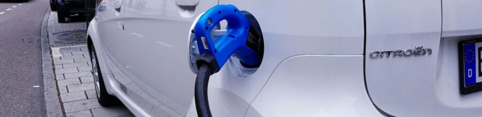 SEM CONFIANÇA DIGITAL, BRASIL PODE TER PROBLEMAS COM RECARREGAMENTO DE CARROS ELÉTRICOS