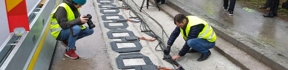 Pista capaz de recarregar carros elétricos em movimento