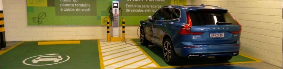 ASSAÍ ATACADISTA OFERECE SERVIÇO GRATUITO DE CARREGAMENTO DE CARROS ELÉTRICOS
